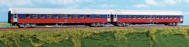 Set of 2  Sleeping car type Y<br /><a href='images/pictures/ACME/AC55139a-780x194.jpg' target='_blank'>Full size image</a>